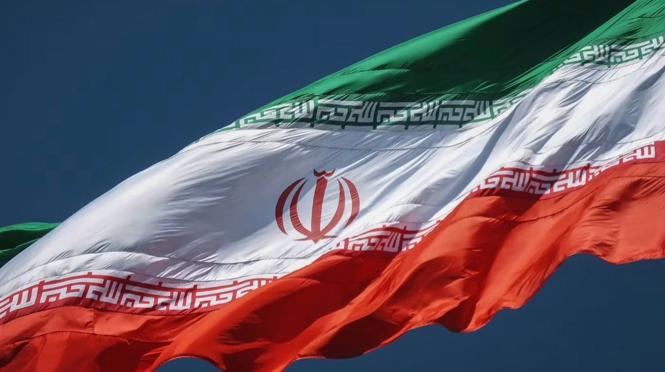 Иран нанес удар по ключевым центрам Израиля