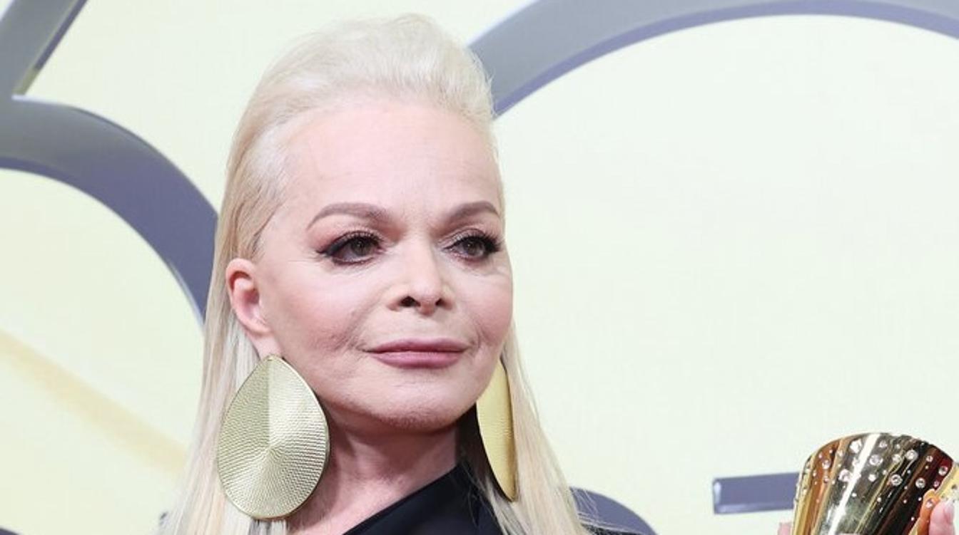 Степанова о психологической ловушке Долиной: Закрылась в сундук