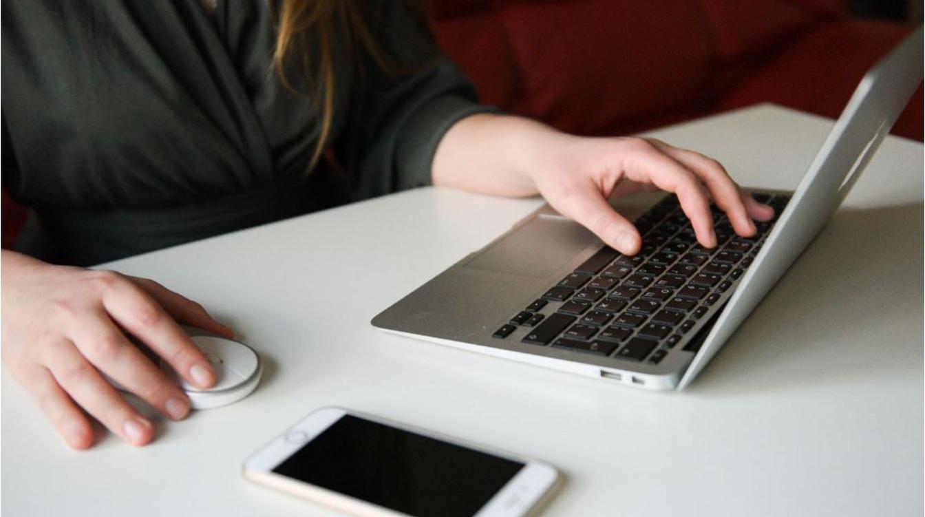 Жители Подмосковья могут получать электронные квитанции ЖКУ через РПГУ