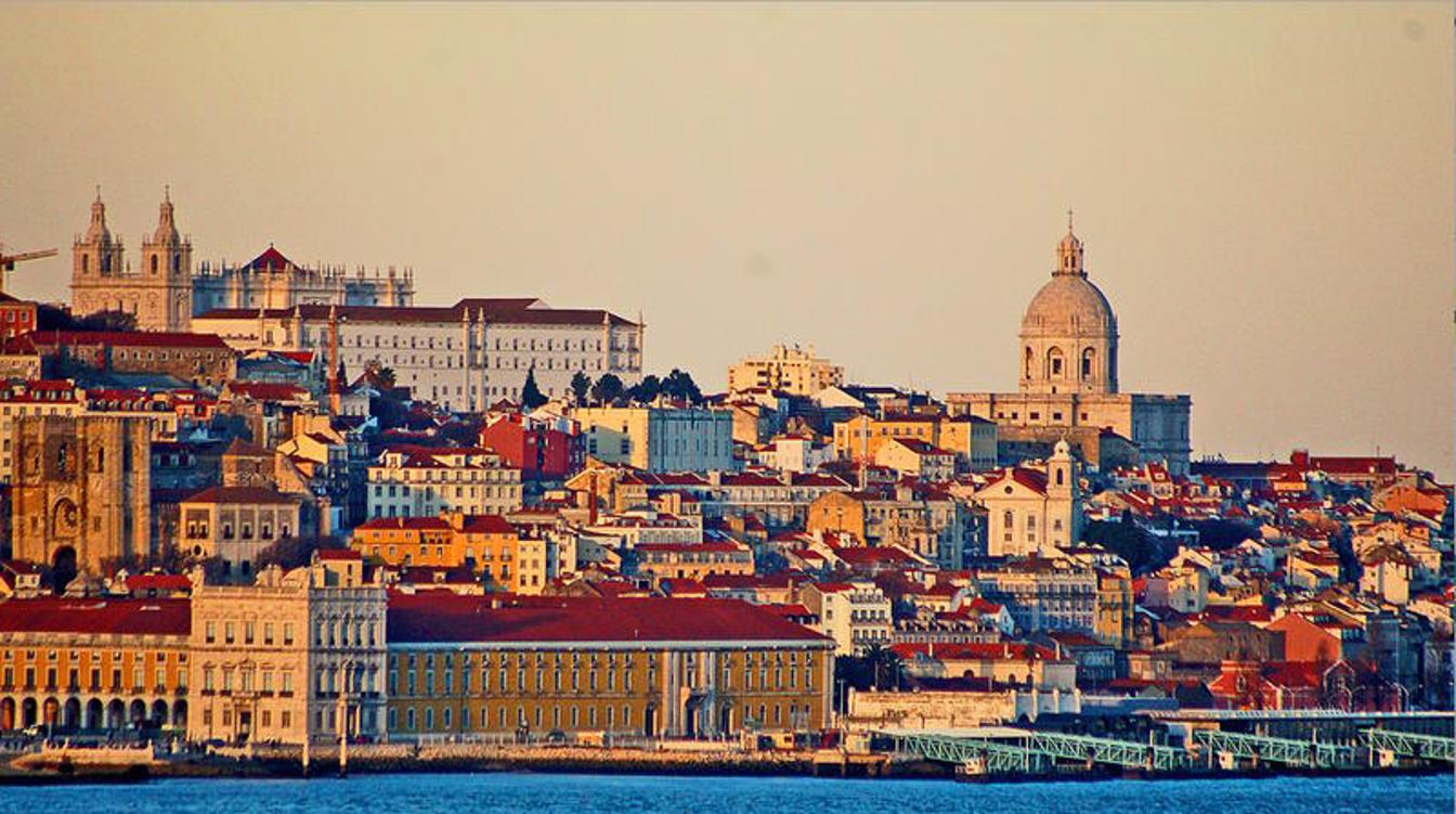 Украинский комик Дмитрий Романов взвыл от расходов на жилье в Португалии 