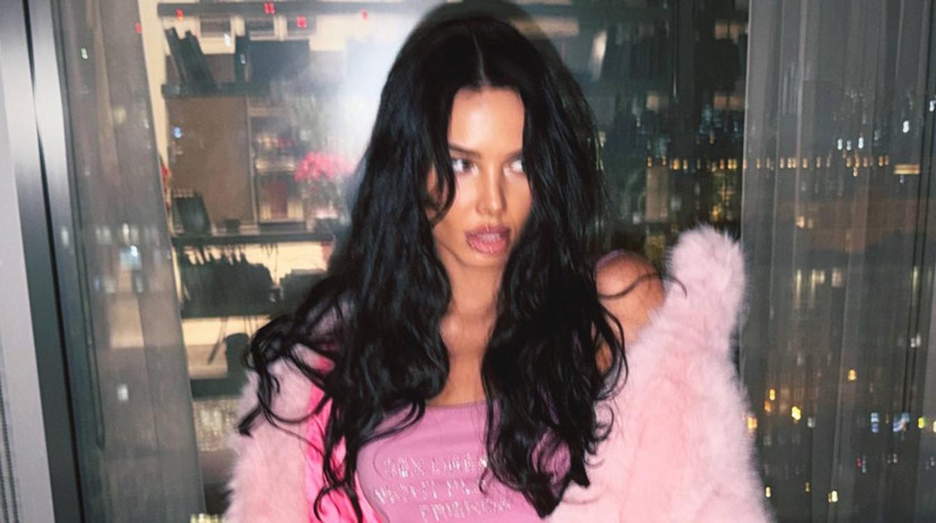 Анастасия Решетова объяснила свой отказ от пластики: "Недостатки были в голове"