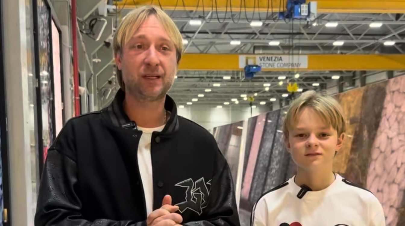 Гном Гномыч грубо прошелся по старшему сыну Плющенко: "Не могу назвать тебя братом!"