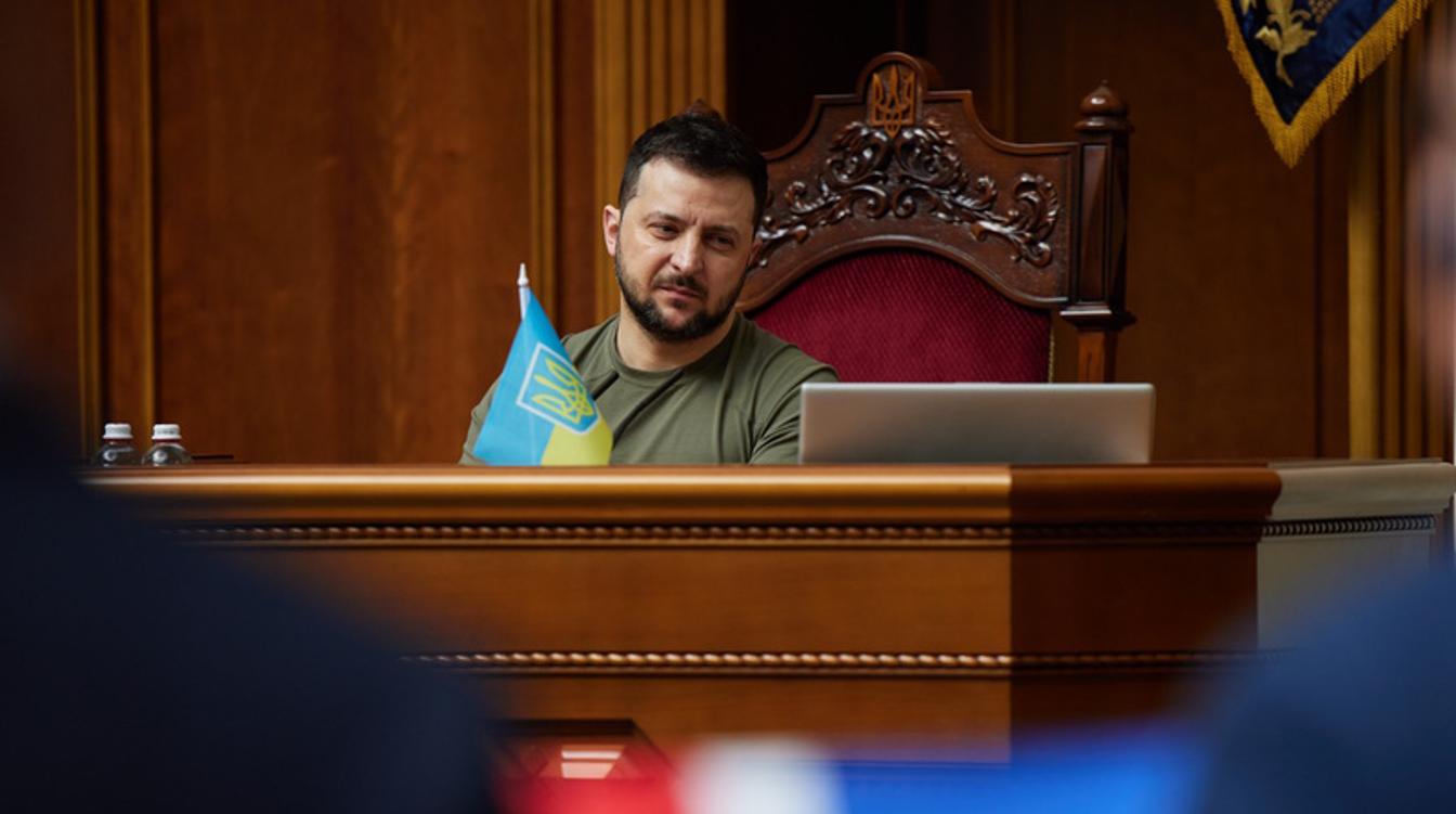 "Полная потеря власти": британцы предрекли Зеленскому крах из-за бегства Рады