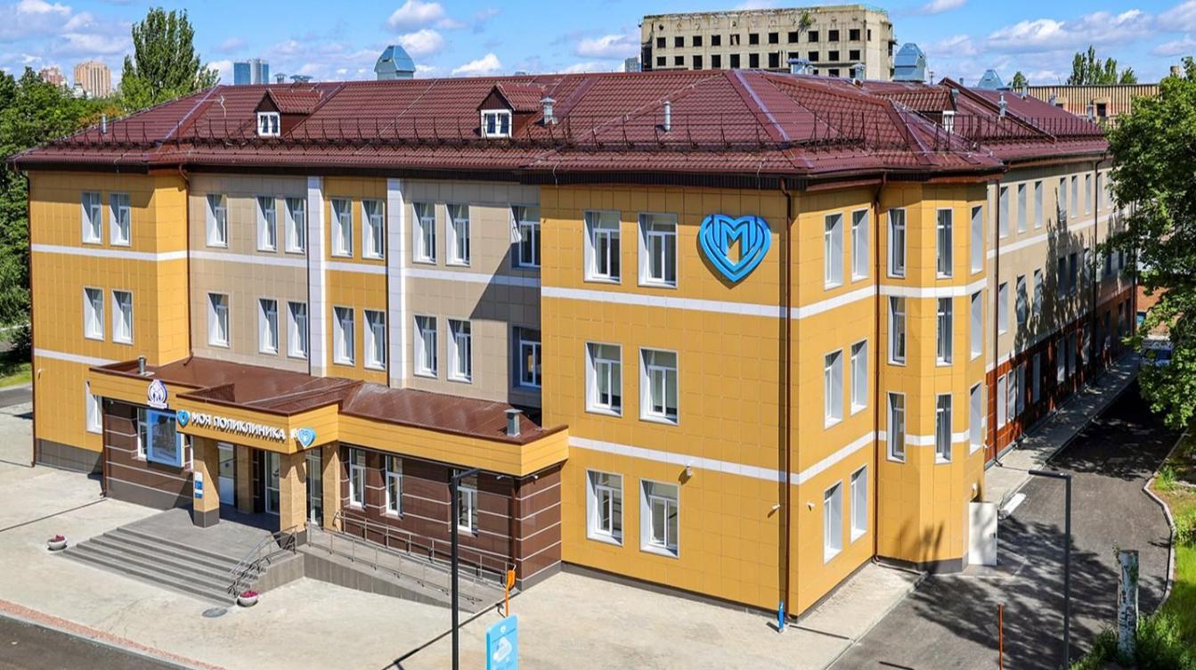 Собянин: Московские специалисты восстанавливают медучреждения в ЛНР и ДНР