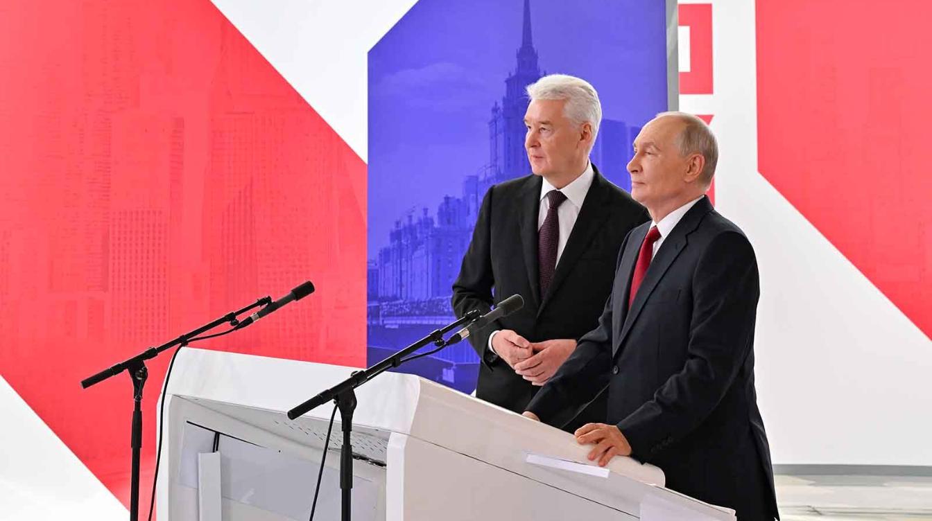 Путин и Собянин открыли первые пять станций Рублево-Архангельской линии метро 