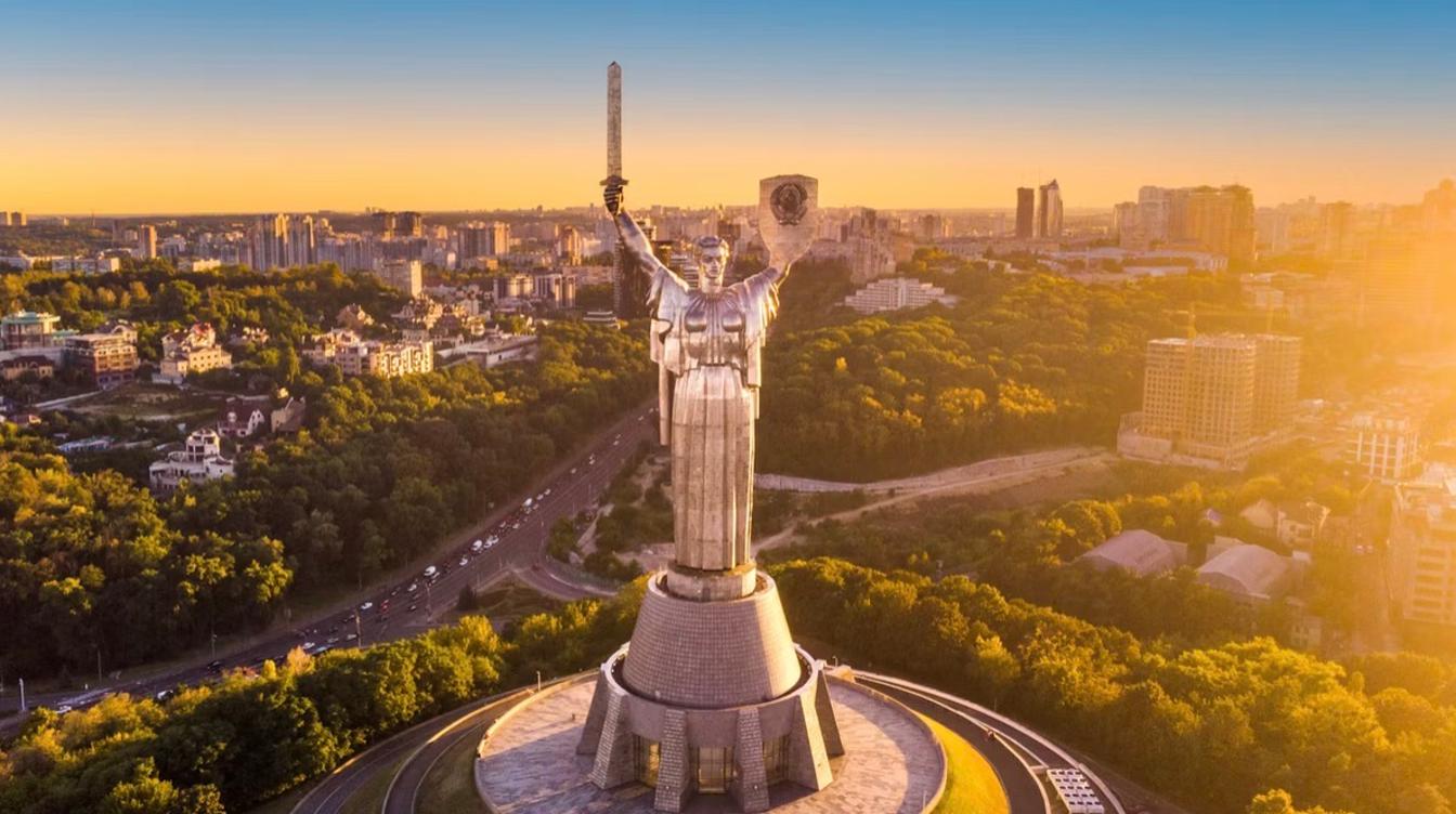 Новый подарок Киеву довел европейцев до бешенства