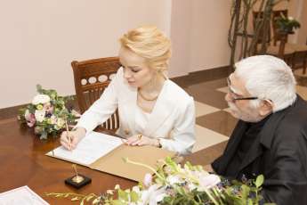 Армен Джигарханян с женой Виталиной.  Фото: Личный Архив