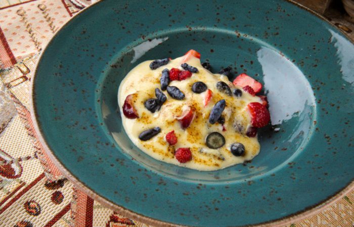 Колбаса из дичи. Фестиваль сити омск магазины. Дичи омск. Колбаса из дичи. Засидка на водоплавающую дичь 5 точек.