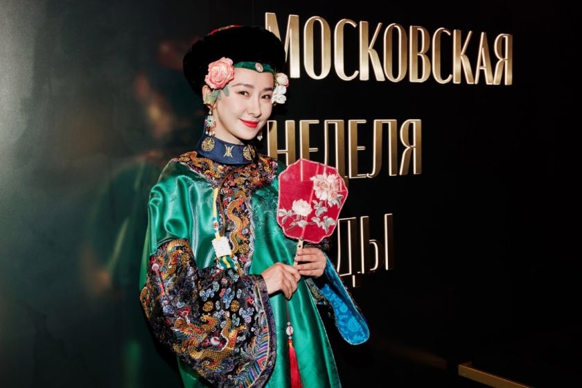 Лили Цзи в платье династии Мин Фото: Пресс-служба Московской недели моды