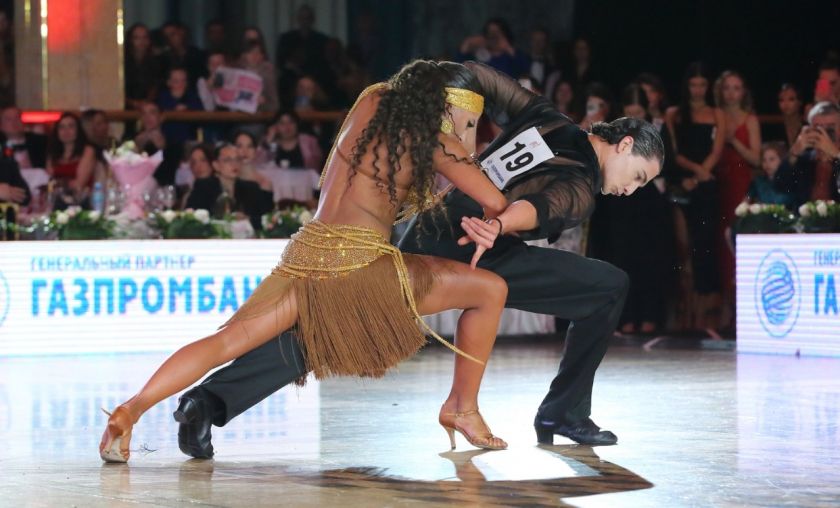 Шариф Мирханов и Анна Долгополова. Фото: Юрий Коныхев